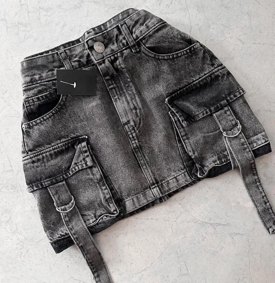 Pocket denim skirt