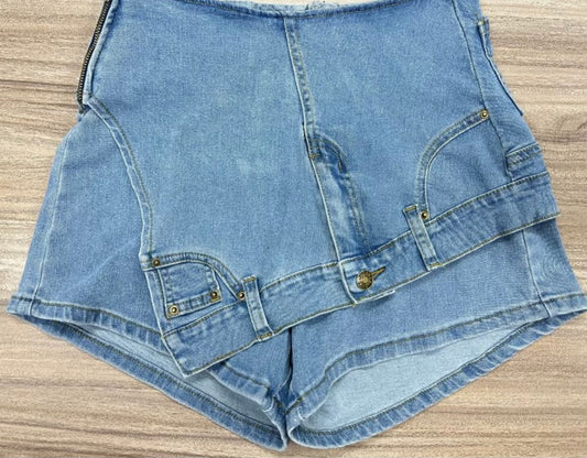 Irregular denim shorts